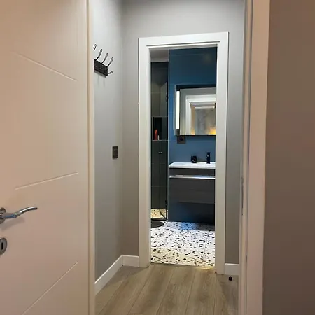 Apartament Modern Skyline Studios- Elegant In New Bazaar Tirana