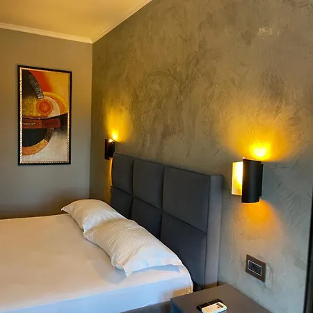 Apartament Modern Skyline Studios- Elegant In New Bazaar Tirana