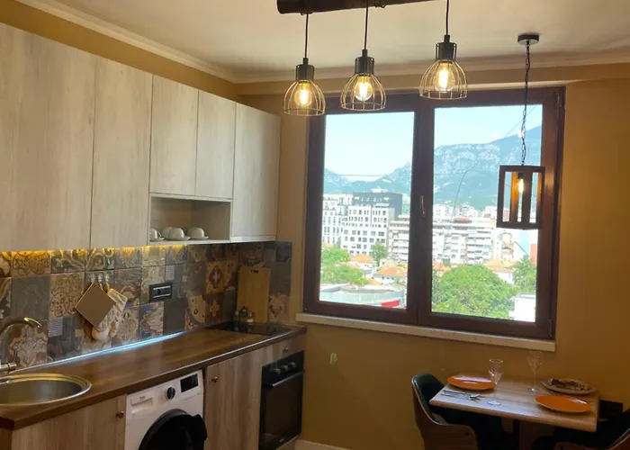 Modern Skyline Studios- Elegant In New Bazaar شقة